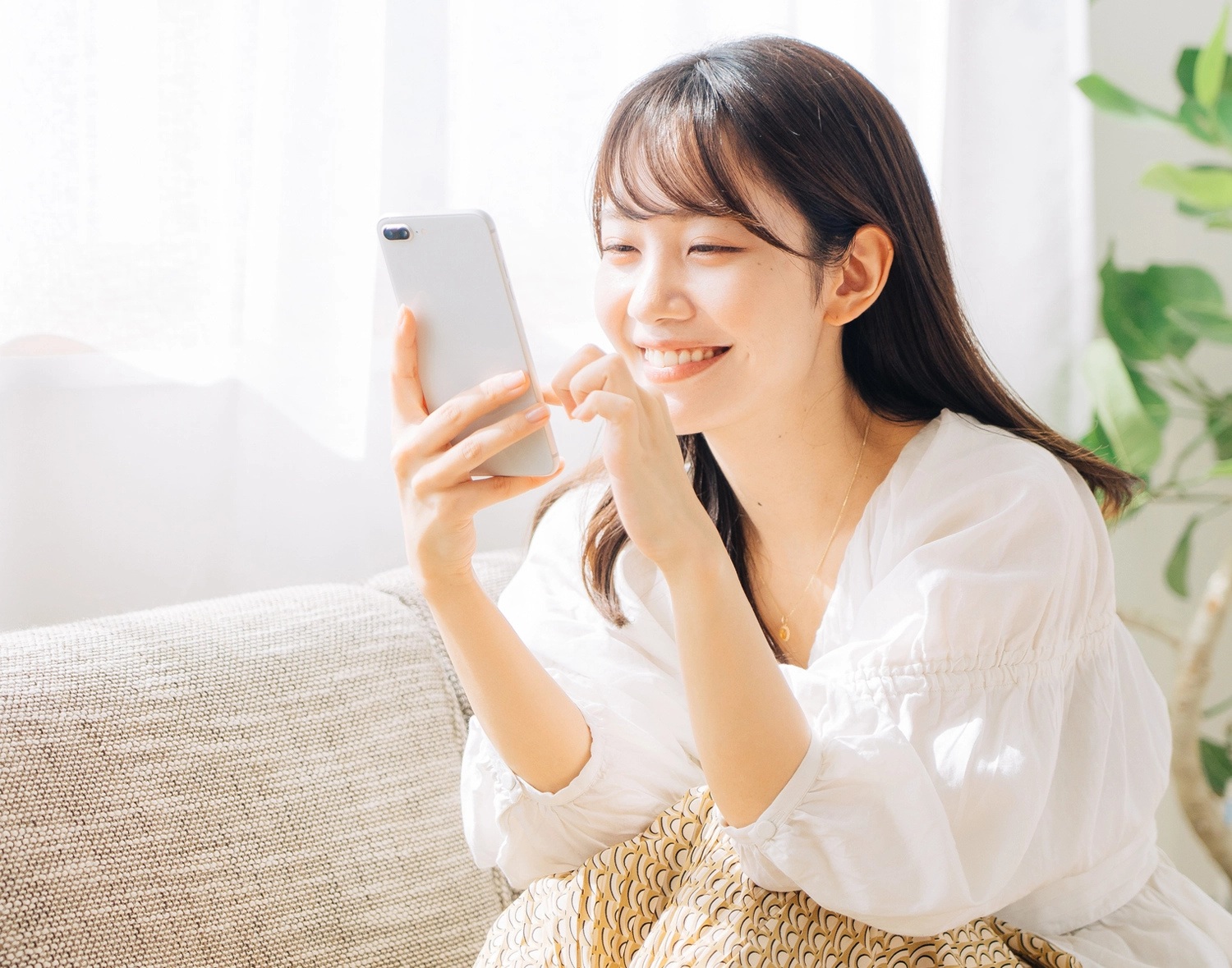 風俗広告・メンズエステ広告で応募数を最大化する匿名チャット「LockChat」